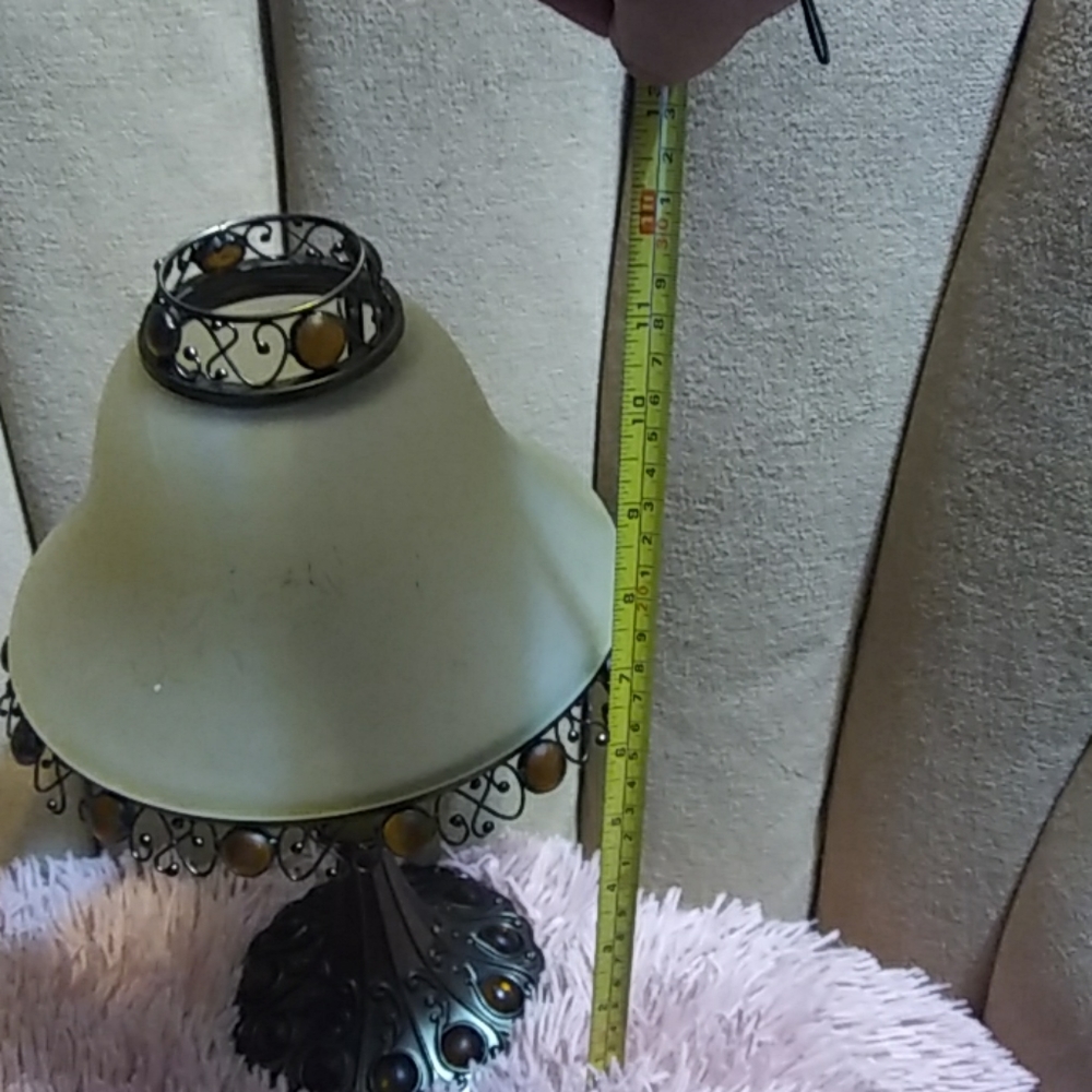Gothic Glass vintage metal tea light lamp - Picture 8 of 8